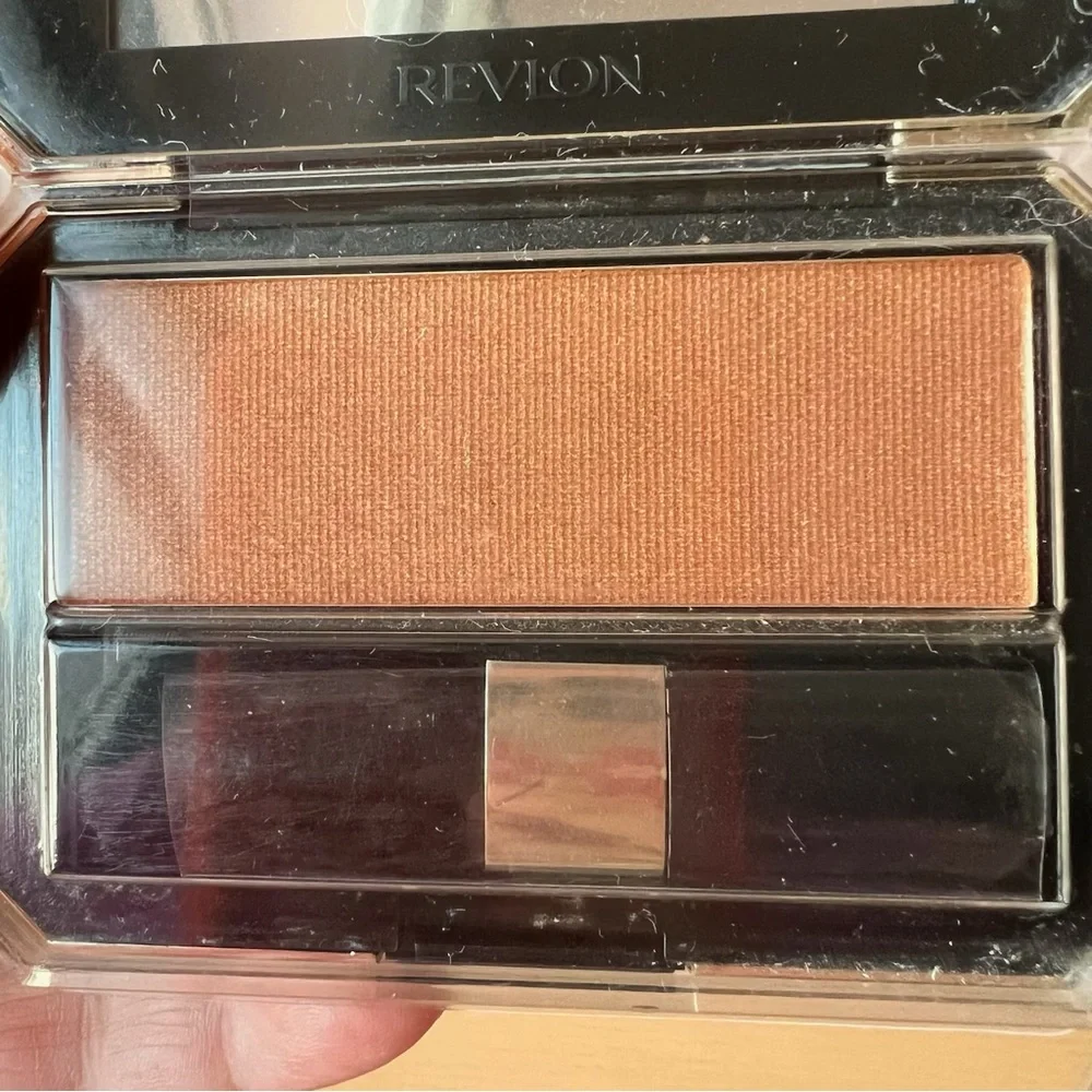 “New Old stock” vintage Discontinued Revlon blush BN sealed